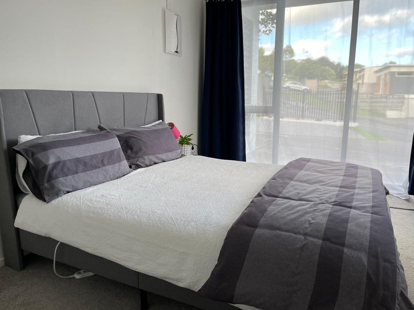 Totara Vale, Free Coffee, Parking And Wifi, Near Glenfield Mall And Highway 18,1 Auckland Eksteriør billede